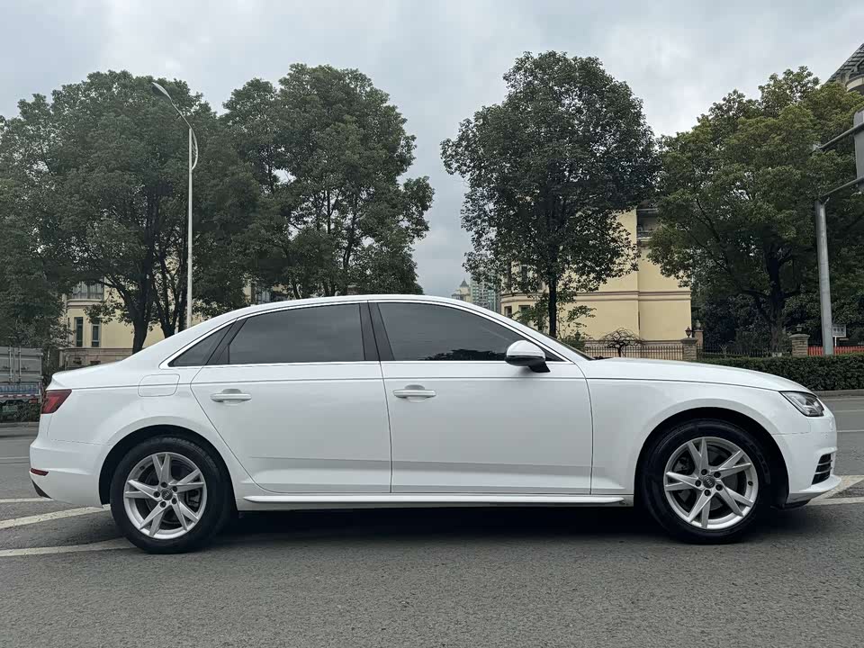 Audi A4L Audi A4L