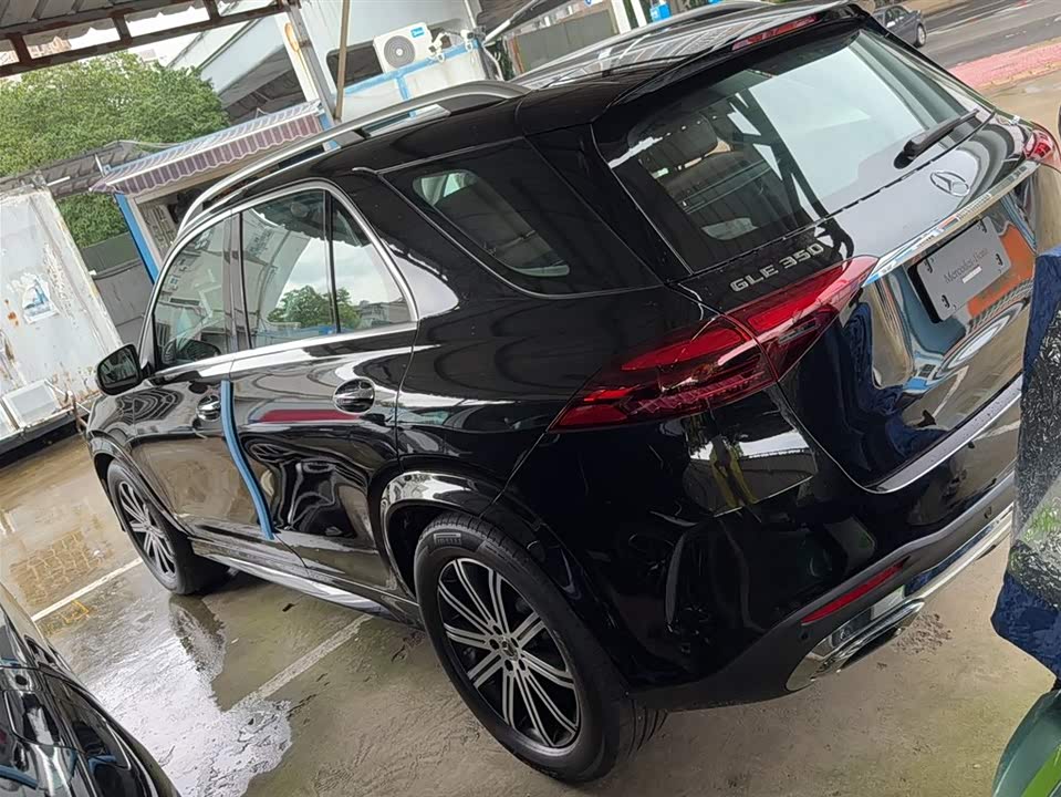 Mercedes-Benz GLE Mercedes-Benz GLE