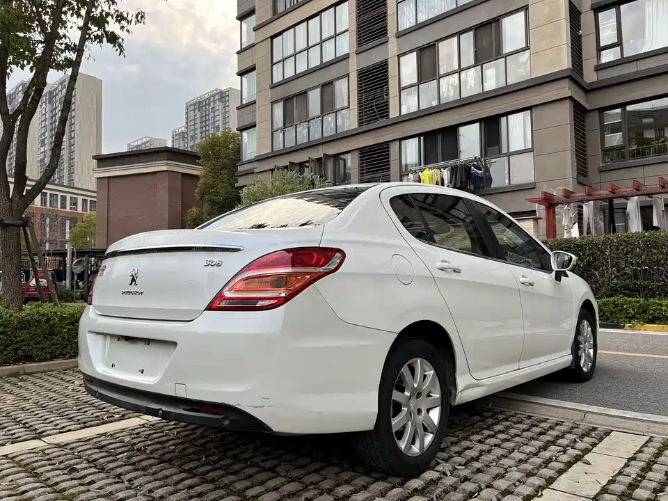Peugeot 308
