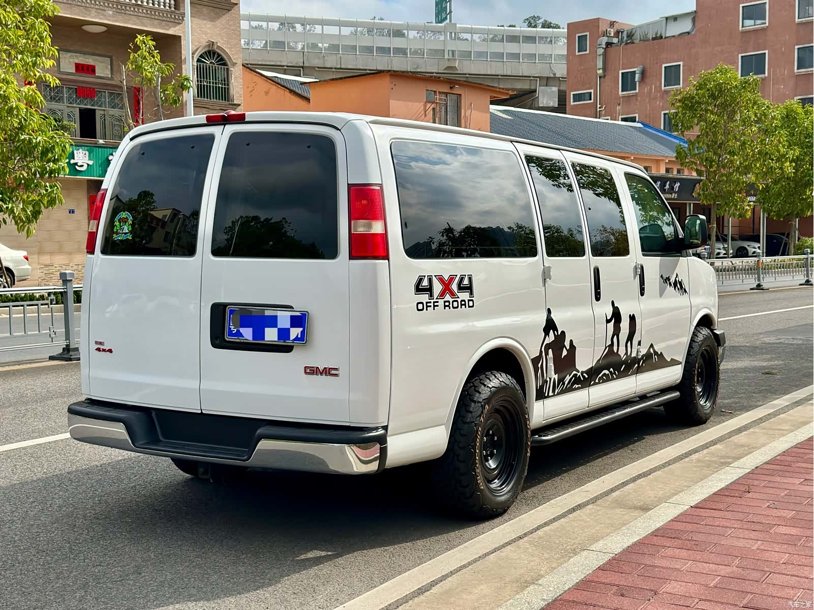 GMC SAVANA, 2014 4