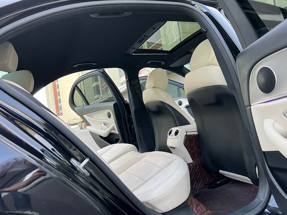 Mercedes-Benz E-class Mercedes-Benz E-class