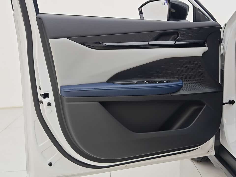 Changan UNI-V Smart iDD