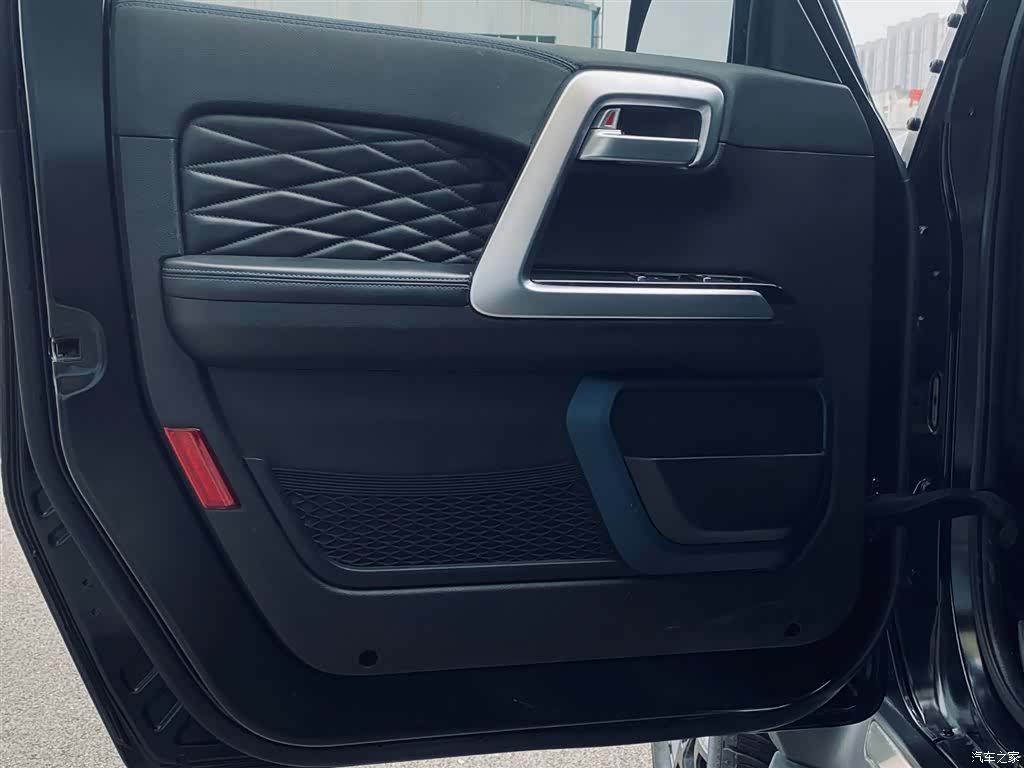BAIC BJ40, 2022 9