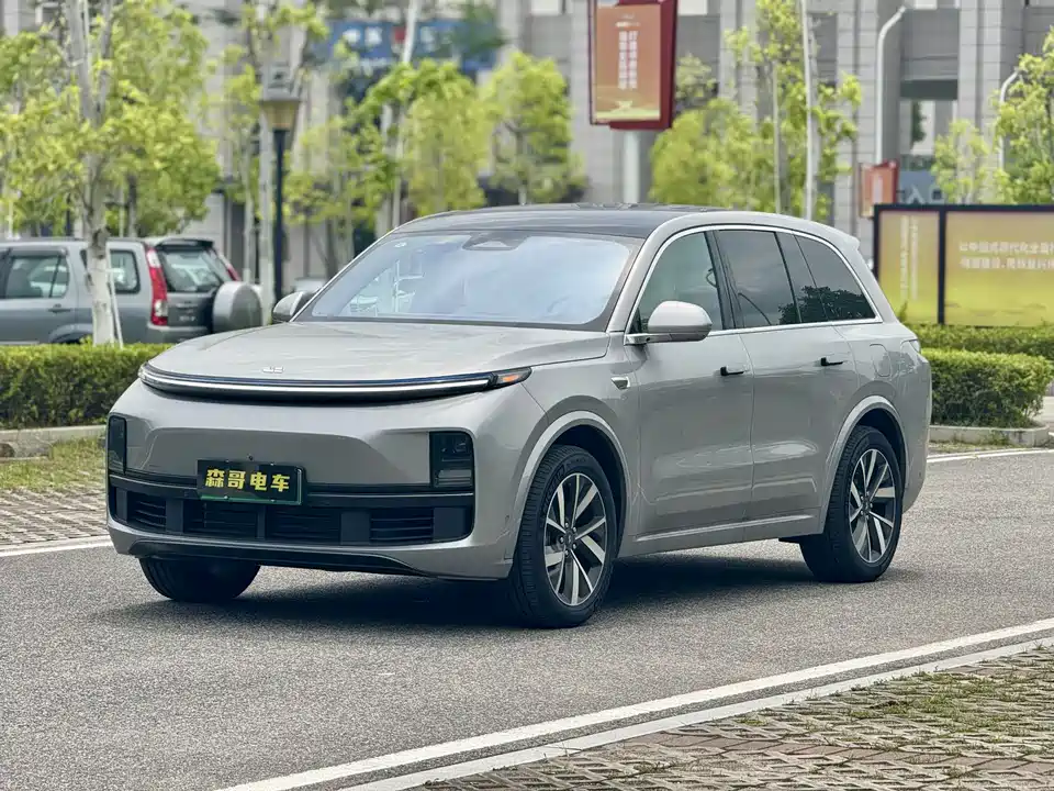 Li Auto Ideal L8