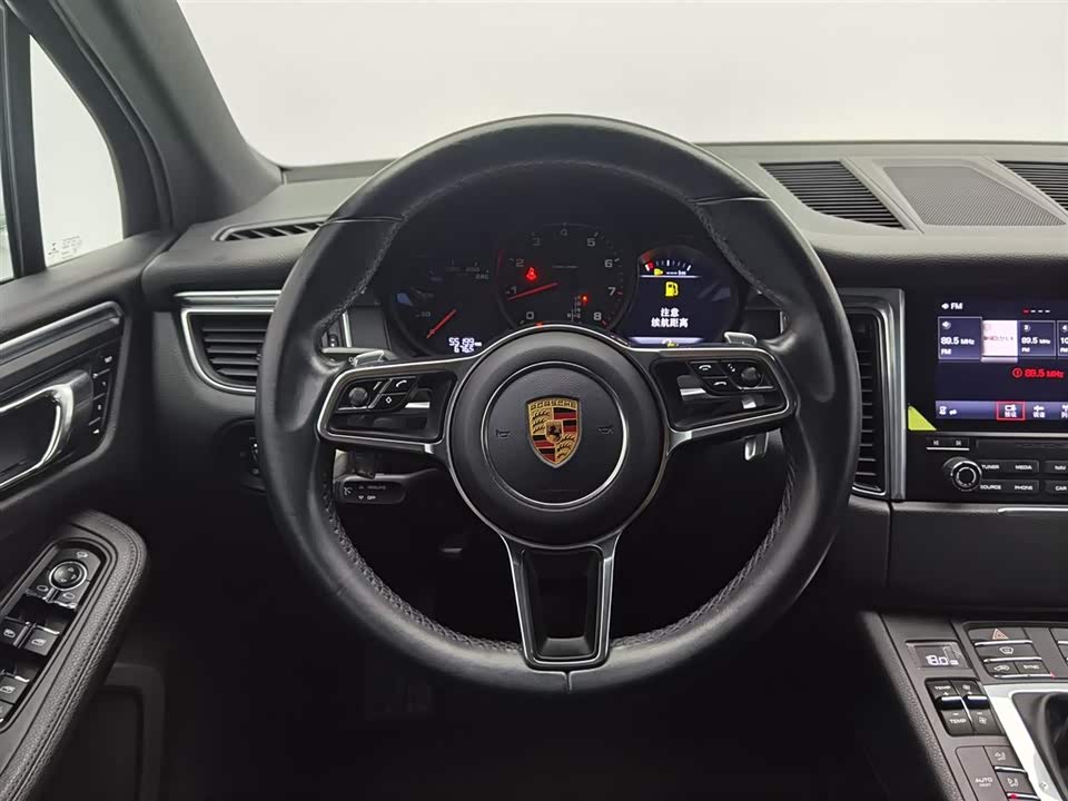 Porsche Macan Porsche Macan