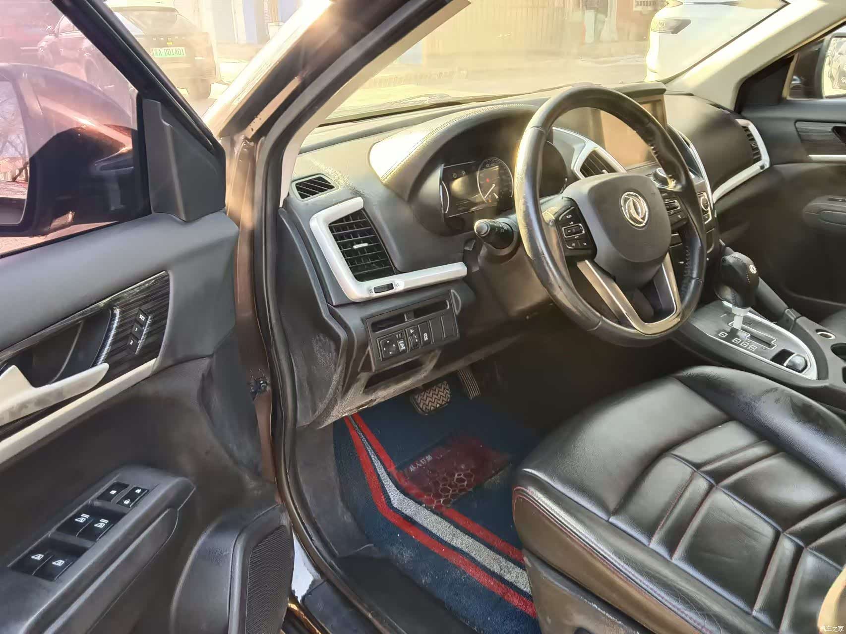 DongFeng AX7, 2017 8