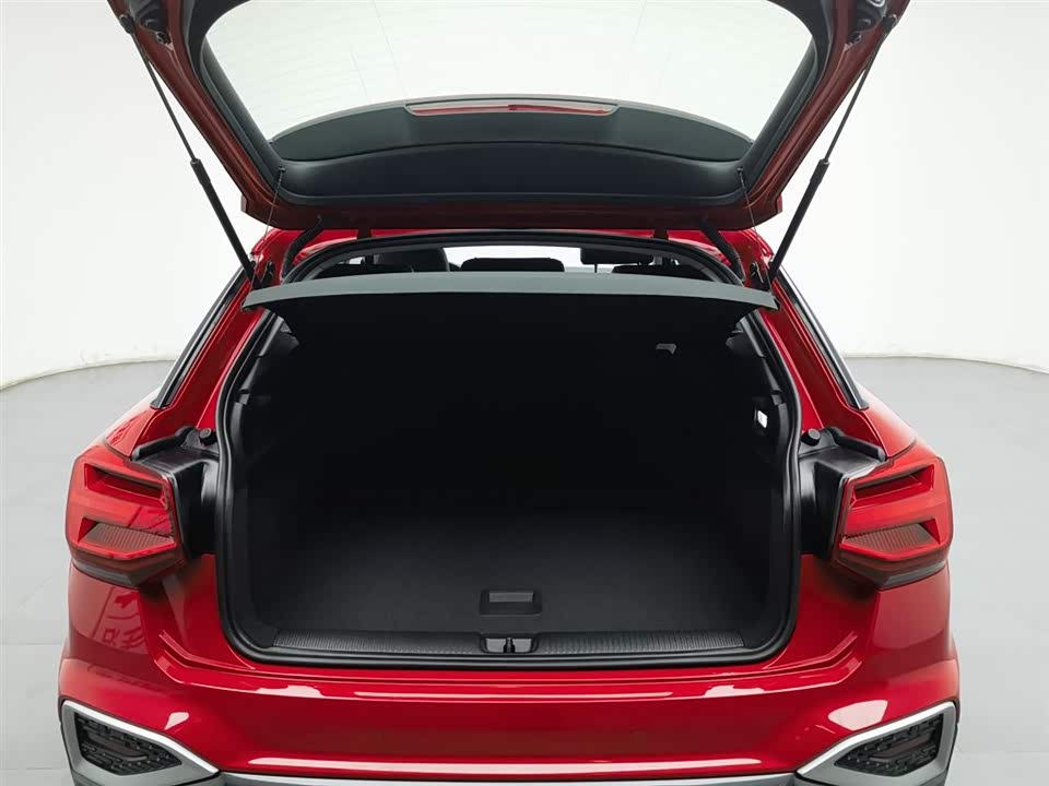 Audi Q2L Audi Q2L