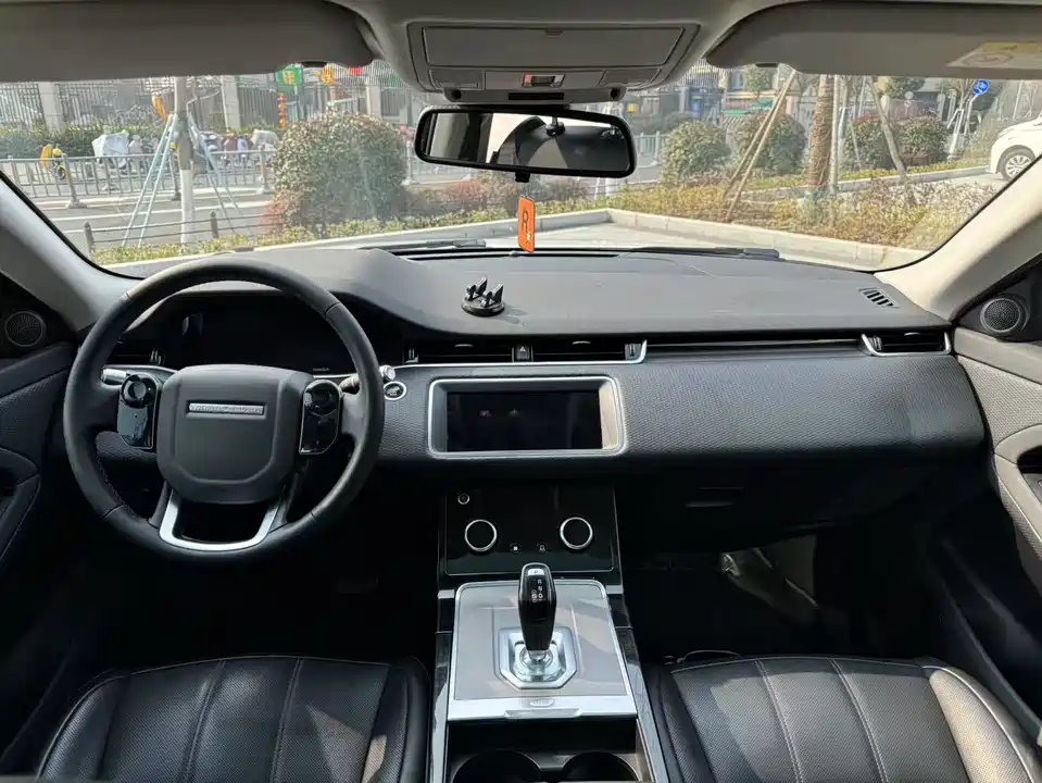 Land Rover Range Rover Aurora