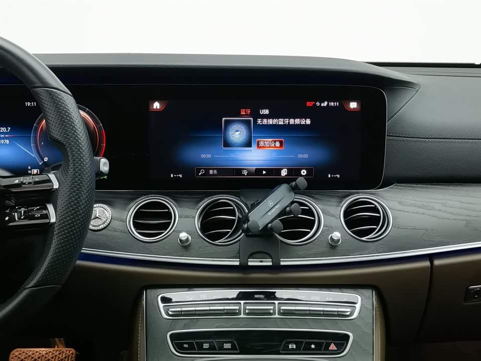 Mercedes-Benz E-class Mercedes-Benz E-class