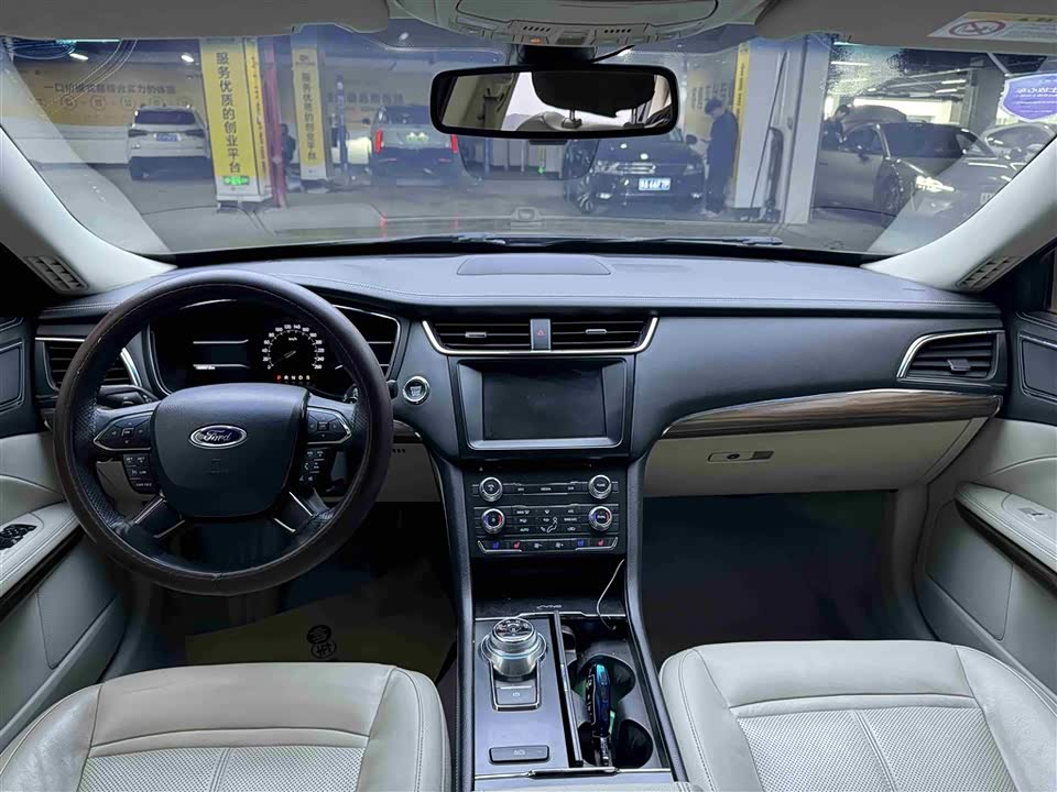 Ford Taurus Ford Taurus