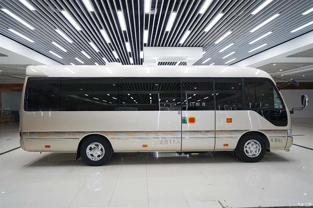 Toyota Coaster, 2018 19