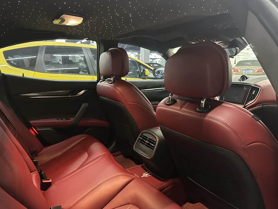 Maserati Ghibli Maserati Ghibli