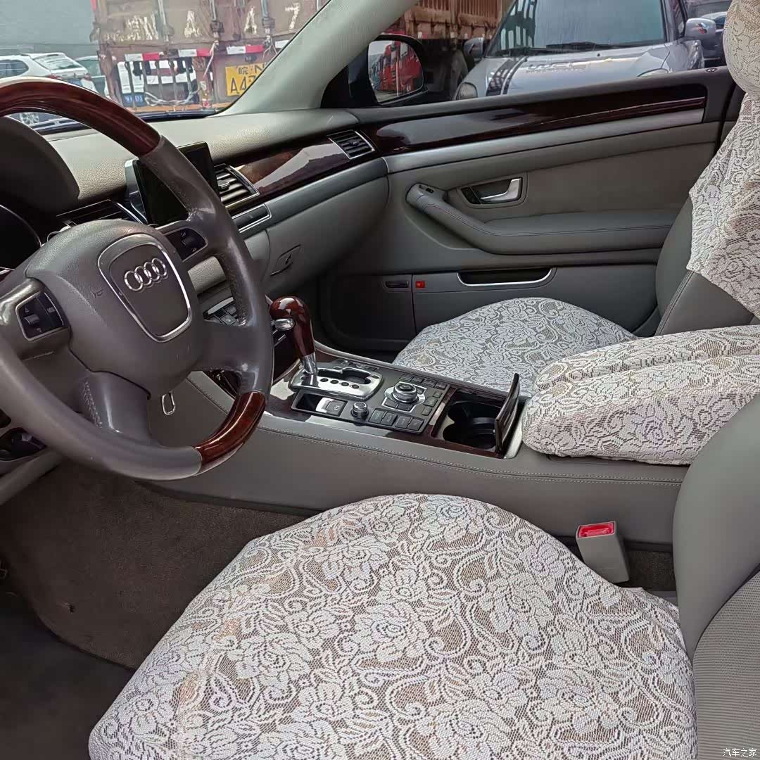 Audi A8L, 2010 3