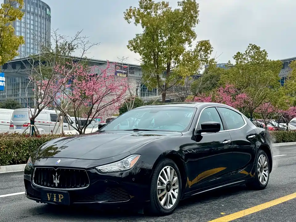 Maserati Ghibli Maserati Ghibli