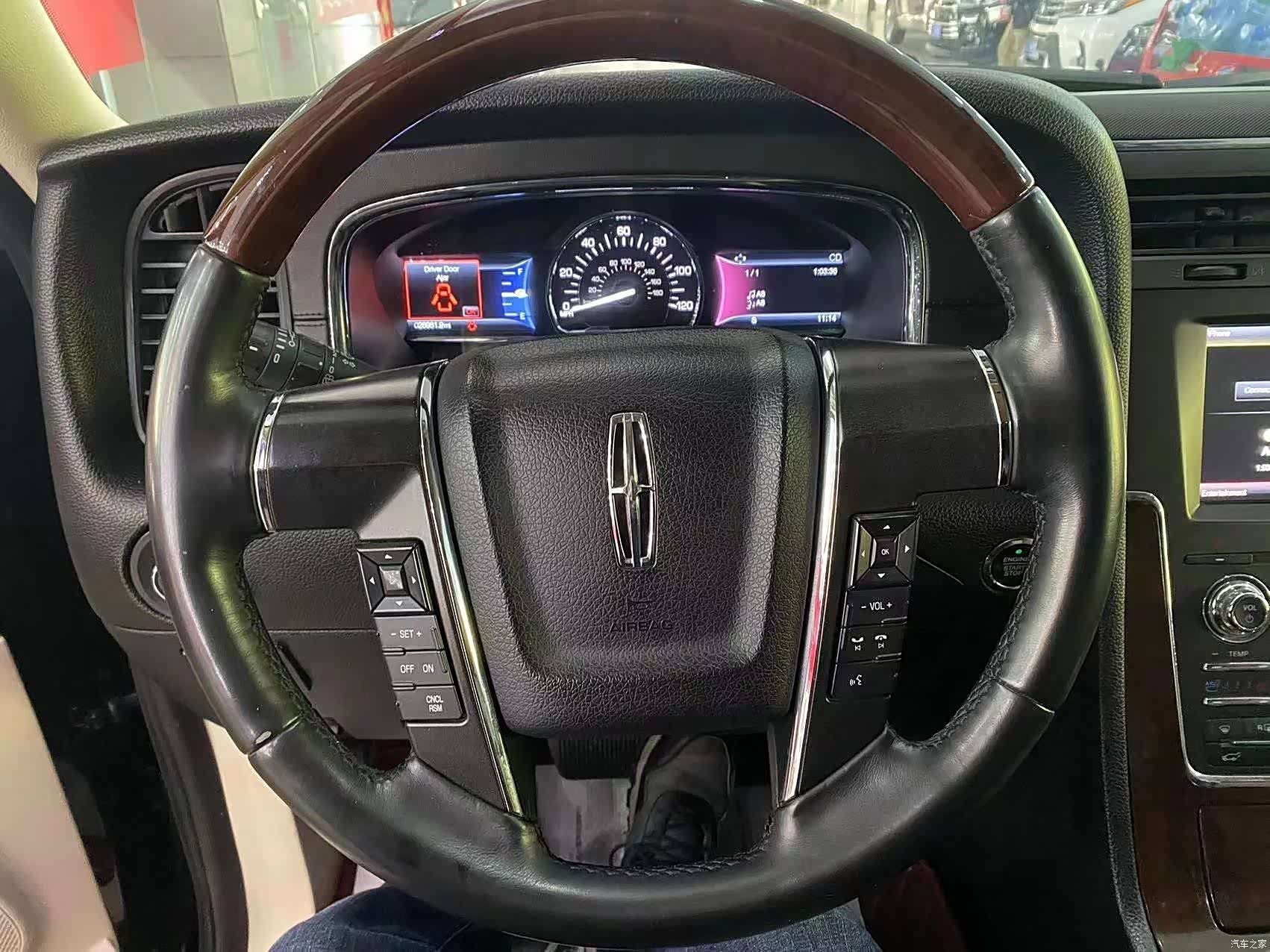 Lincoln Navigator, 2016 7