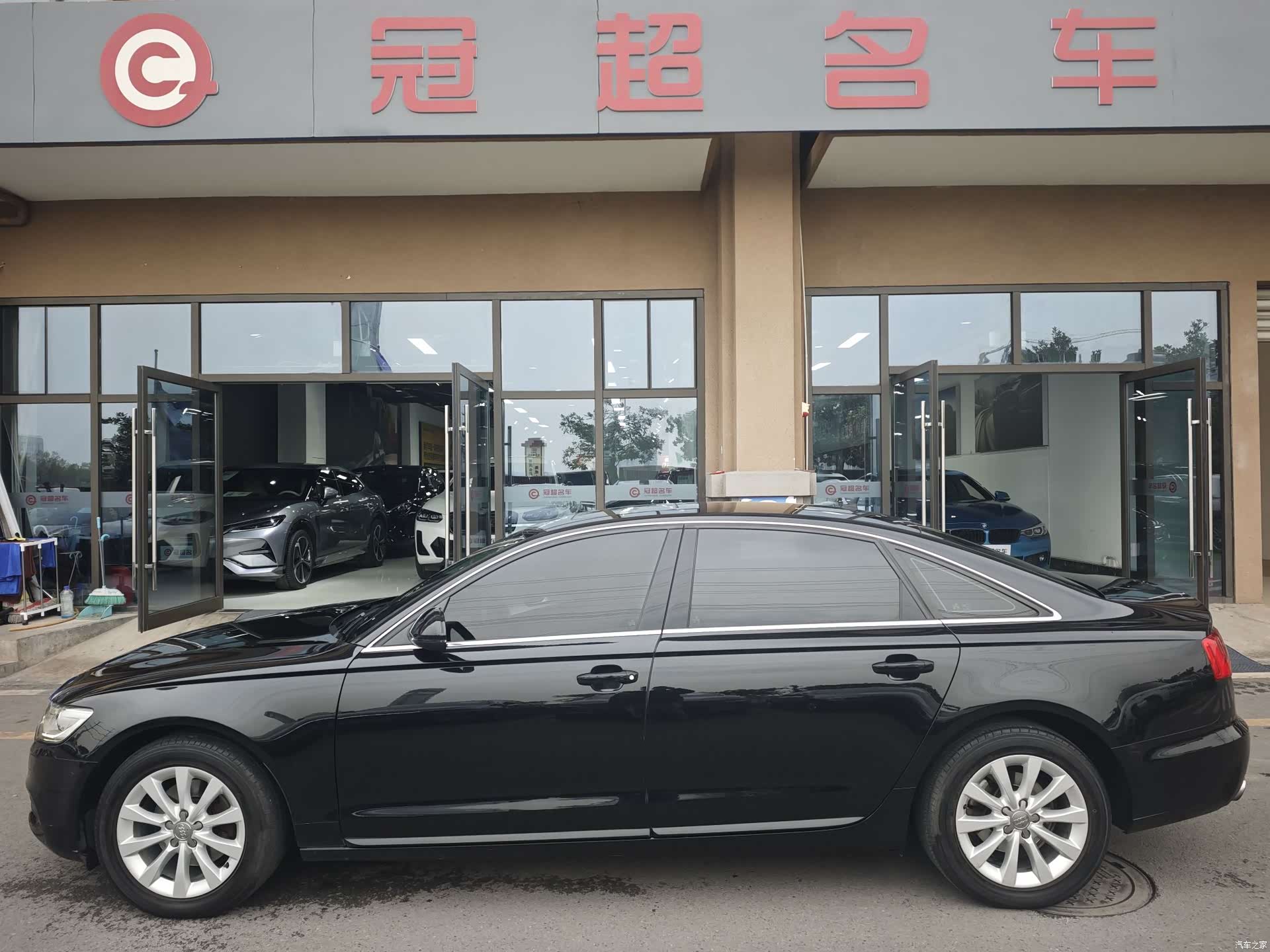 Audi A6L, 2015 4