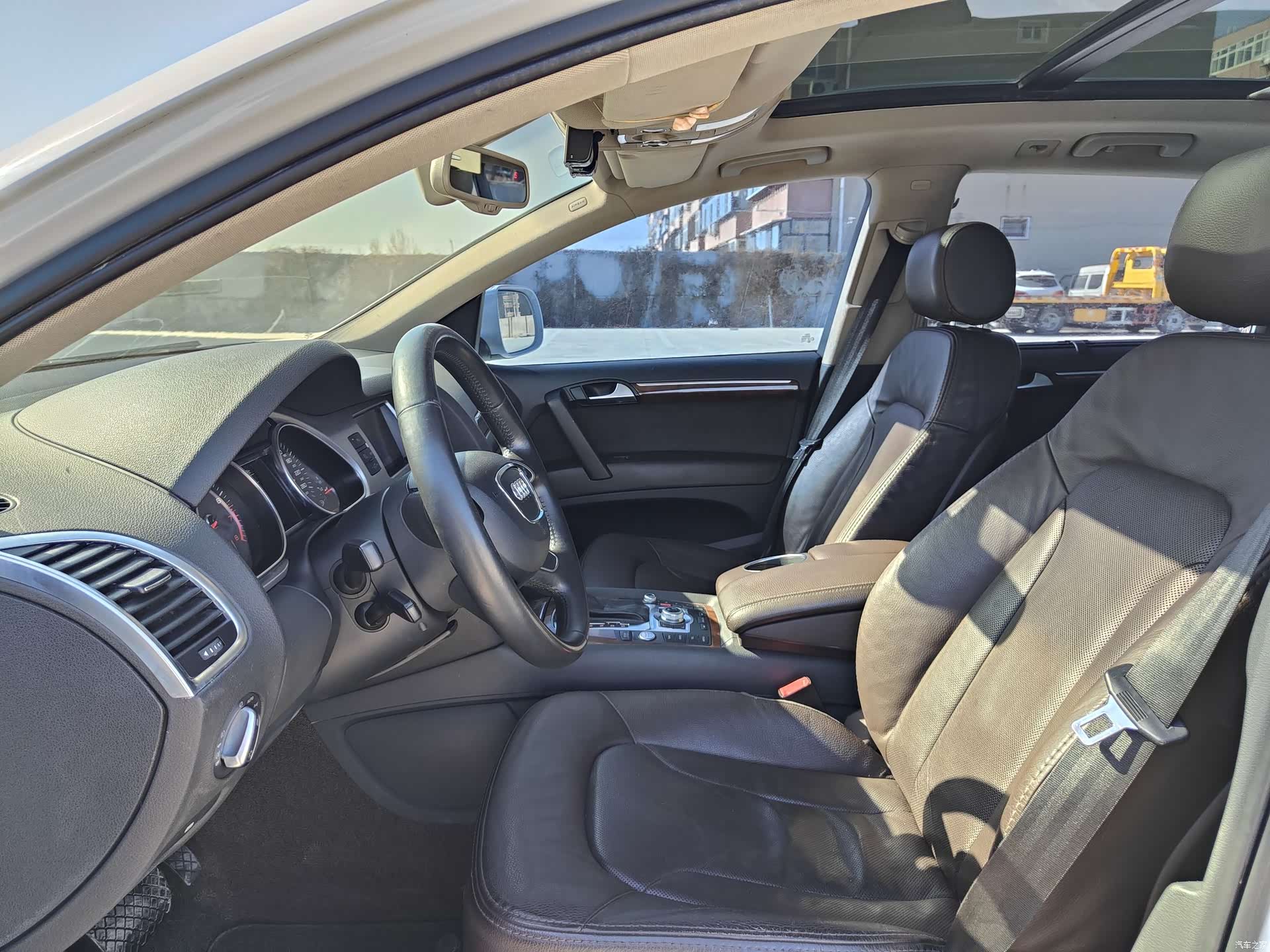 Audi Q7, 2012 8
