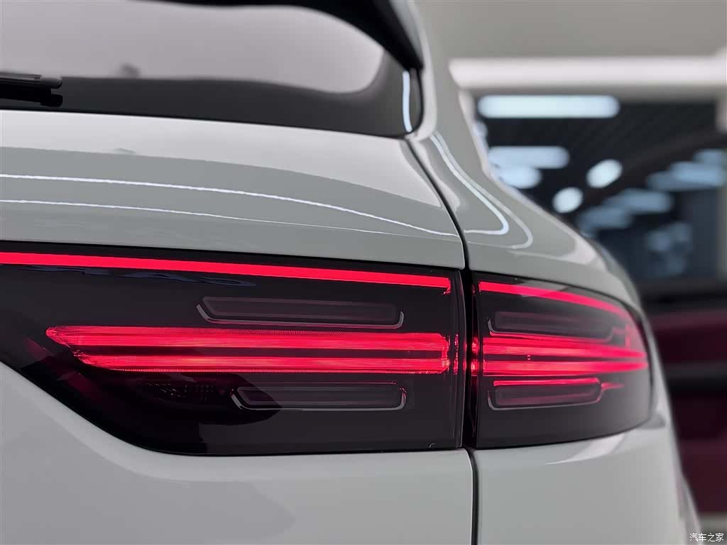 Porsche Cayenne, 2018 10