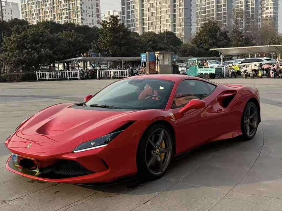 Ferrari F8