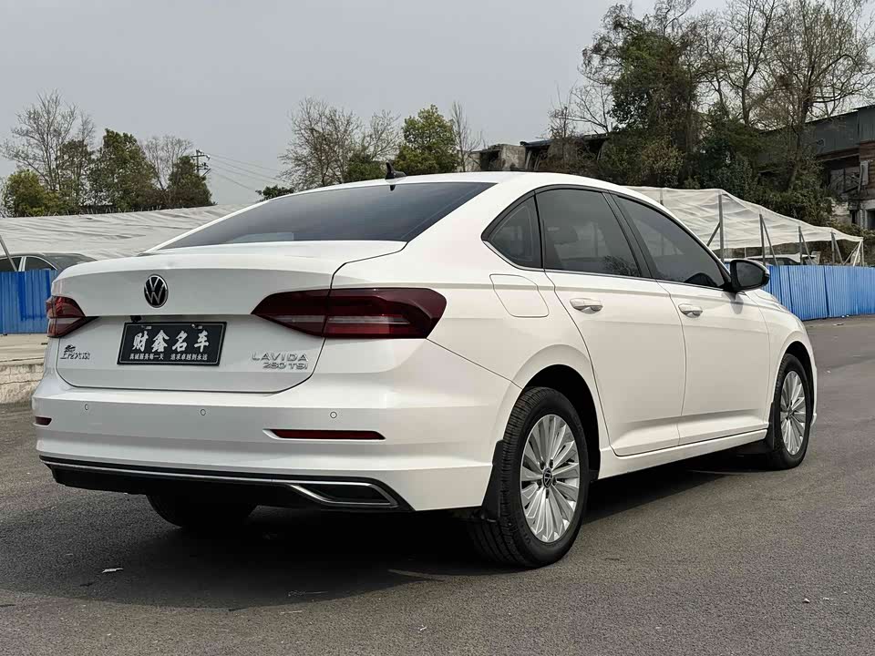 Volkswagen Lavida