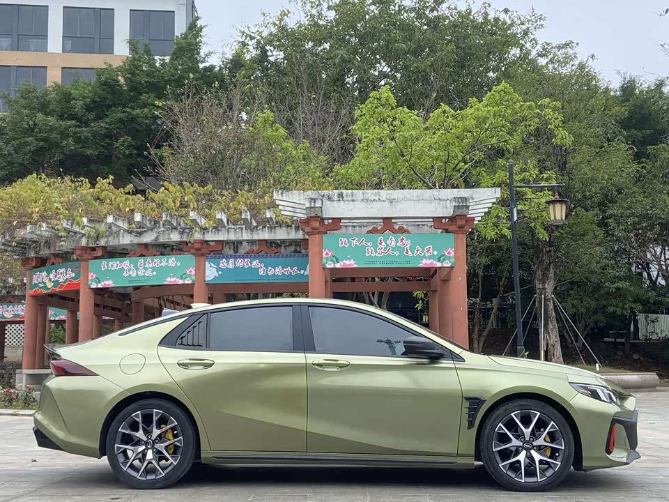 Trumpchi Shadow Leopard