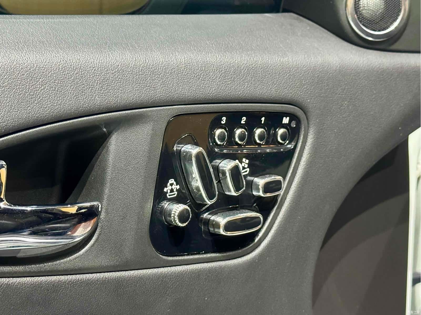 Jaguar XK, 2013 8