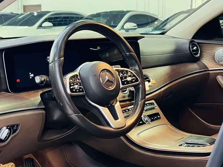 Mercedes-Benz E-class Mercedes-Benz E-class