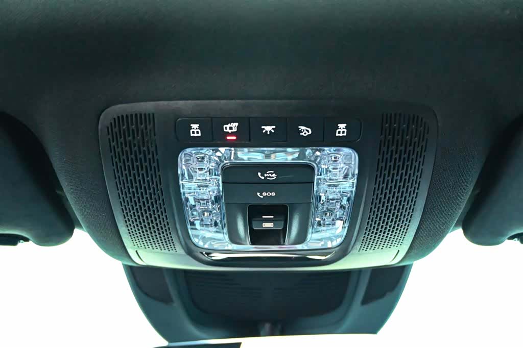Mercedes-Benz GLS, 2023 32