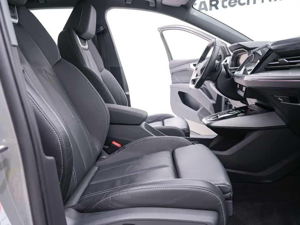 Audi Q4 Audi Q4