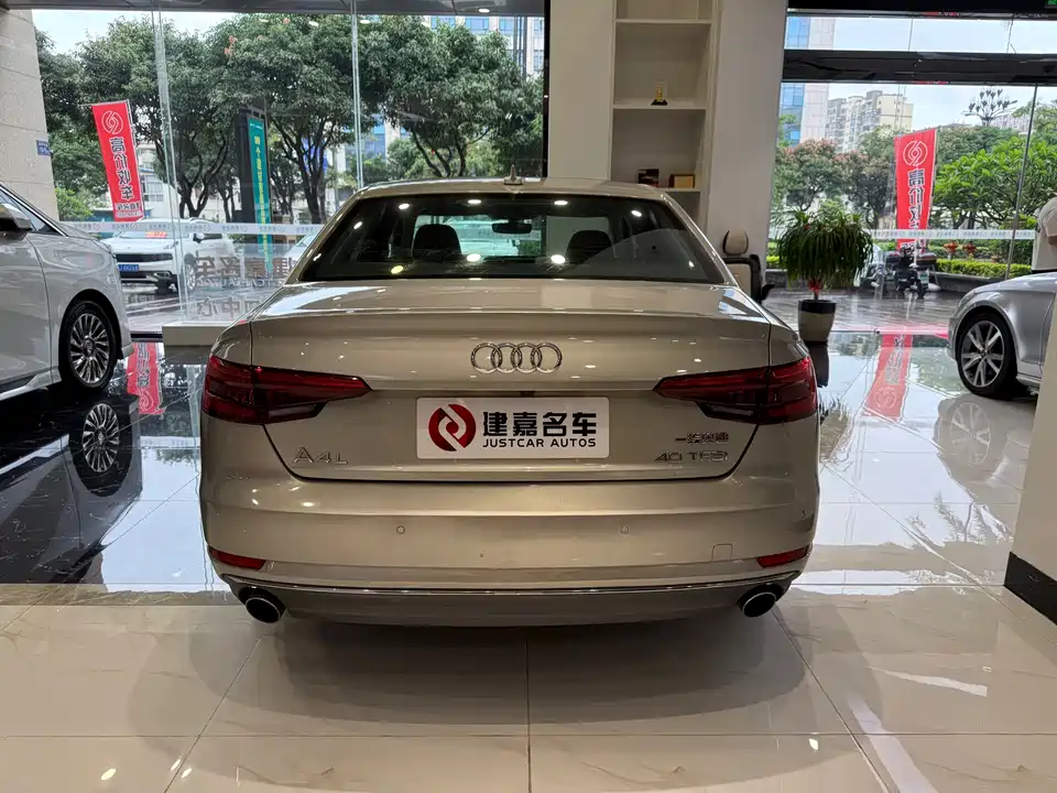 Audi A4L