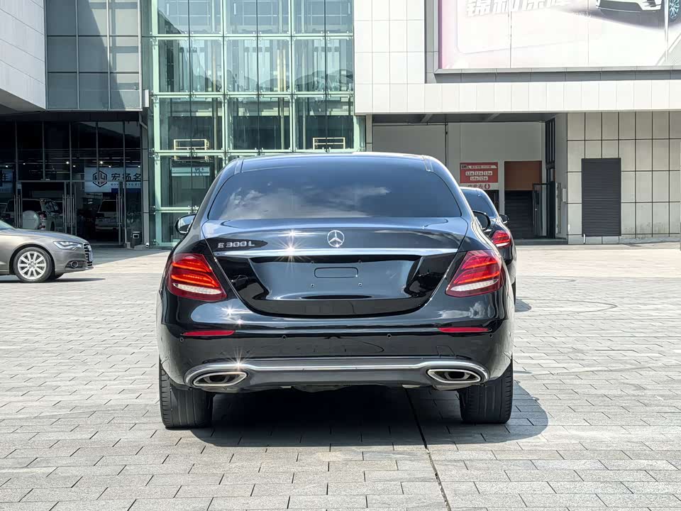 Mercedes-Benz E-class Mercedes-Benz E-class