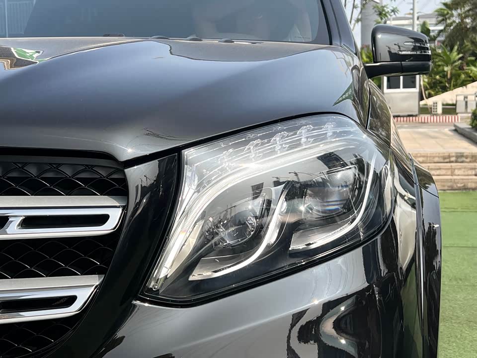 Mercedes-Benz GLS