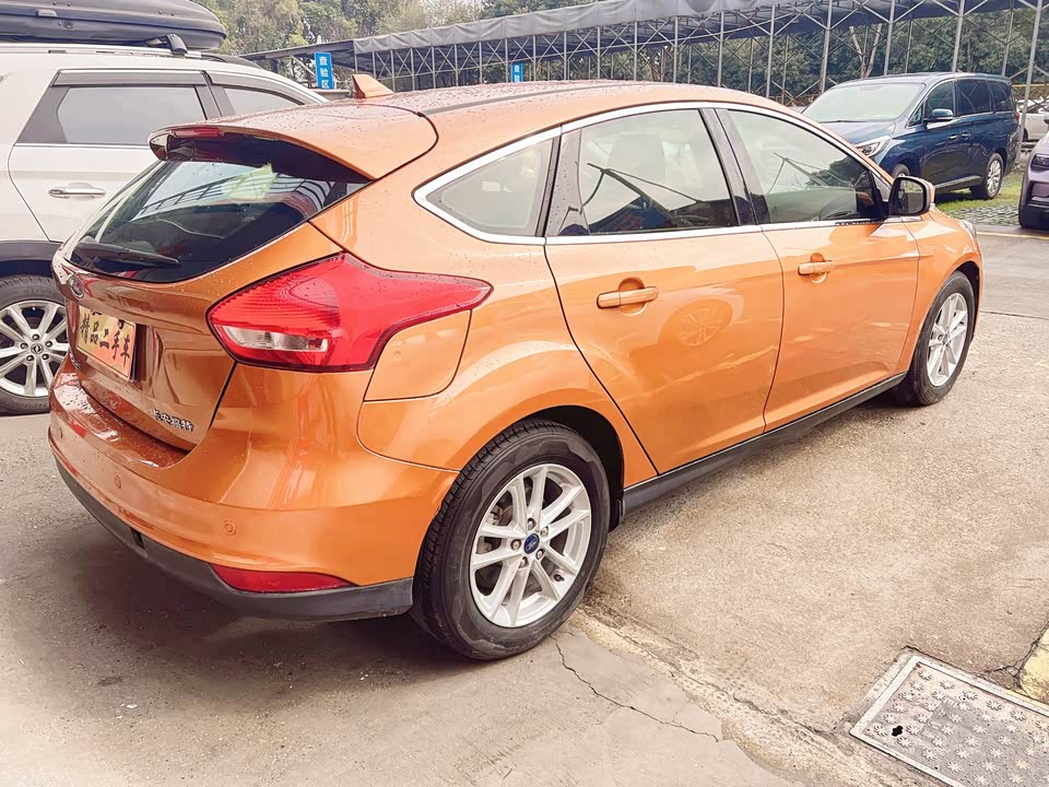 Ford Fox