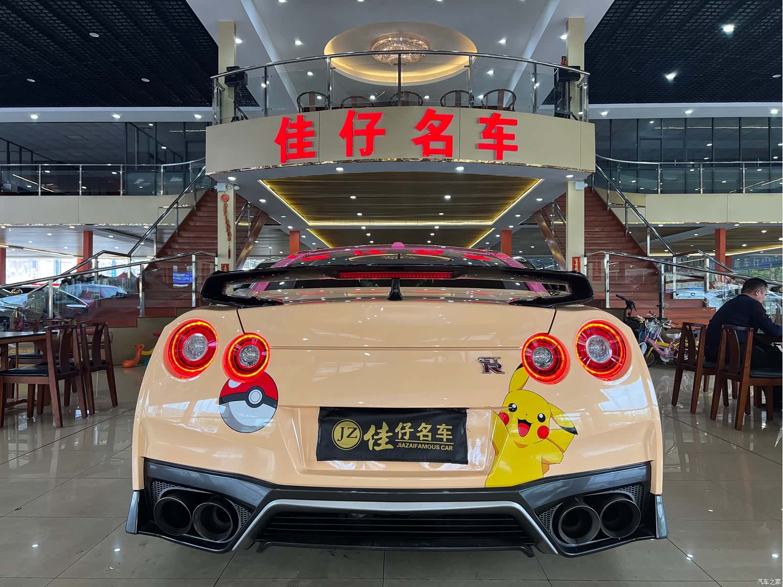 Nissan GT-R, 2017 все фото