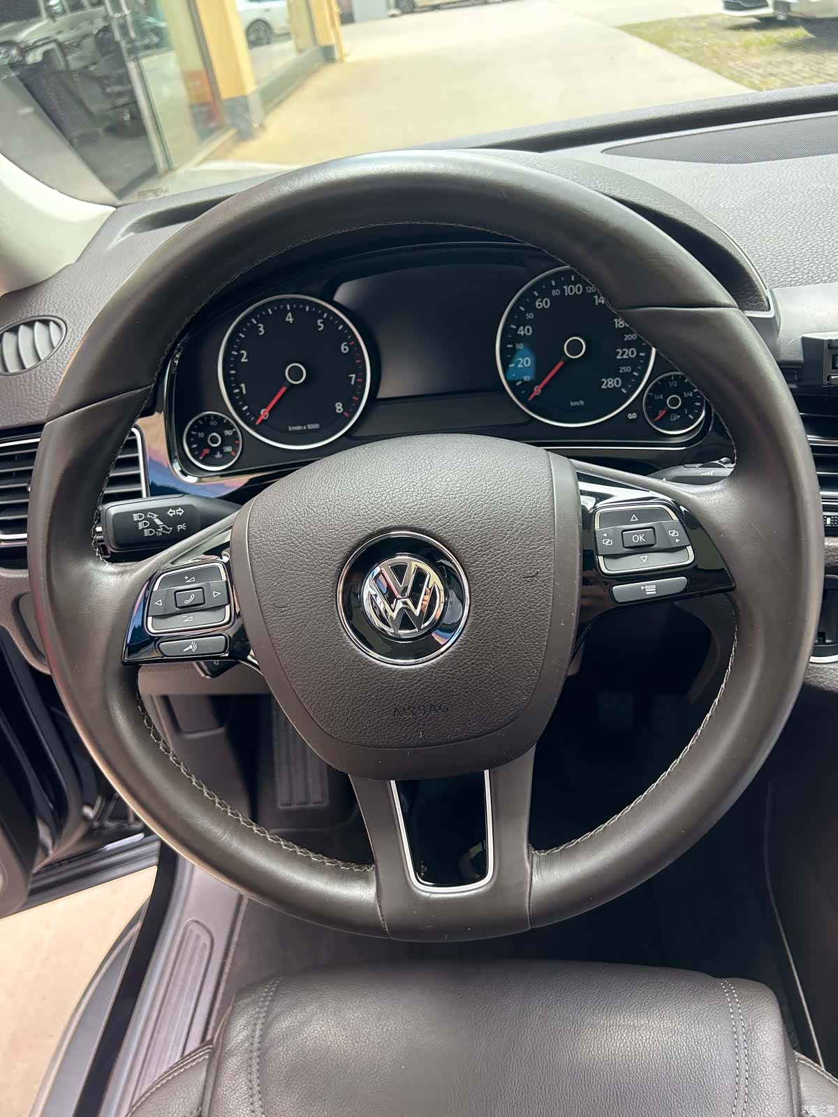 Volkswagen Touareg, 2016 16