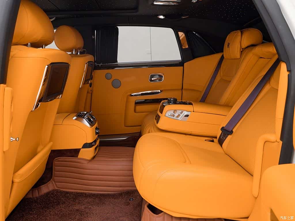 Rolls-Royce Ghost, 2017 10