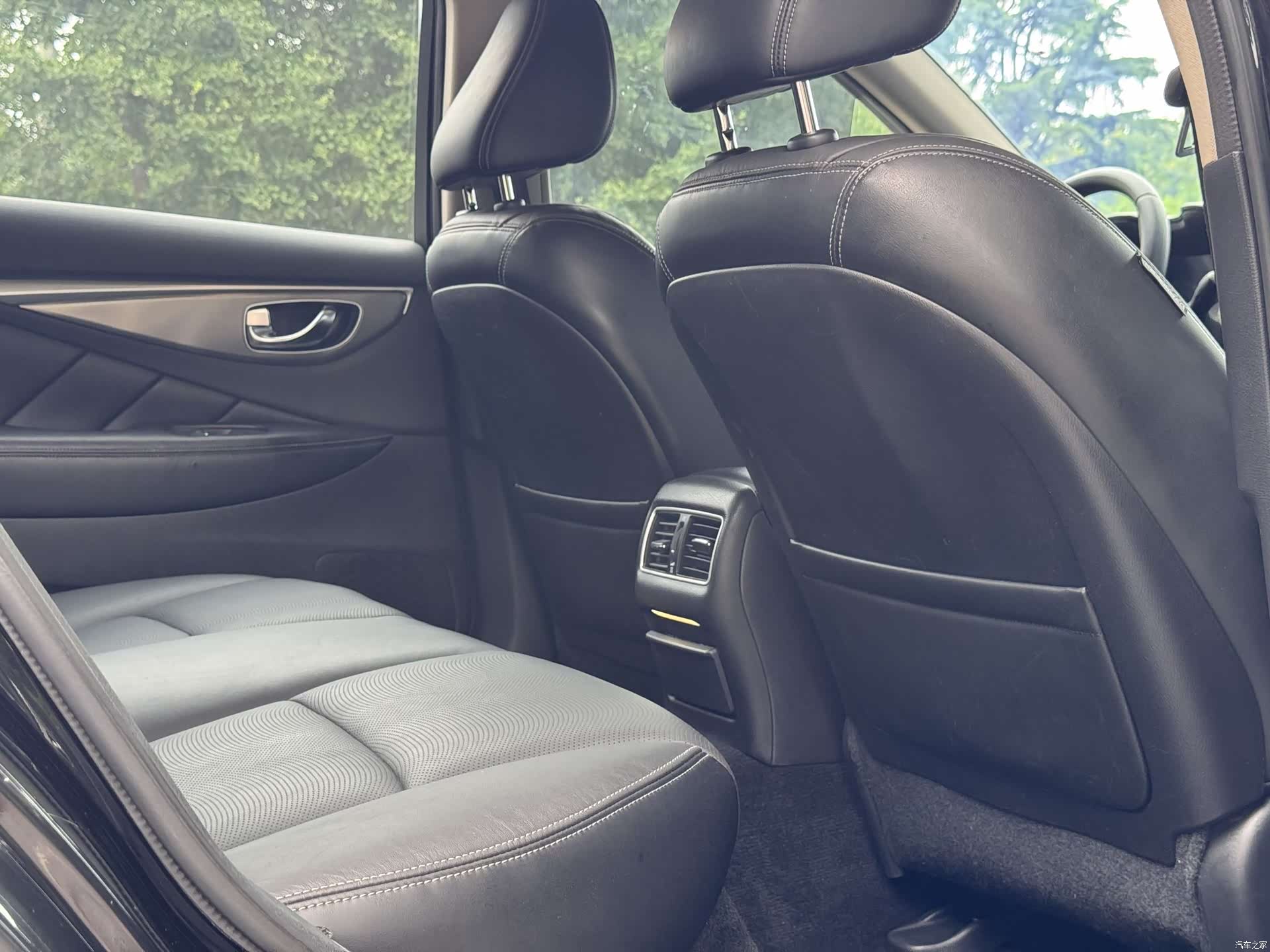 Infiniti Q50L, 2017 9