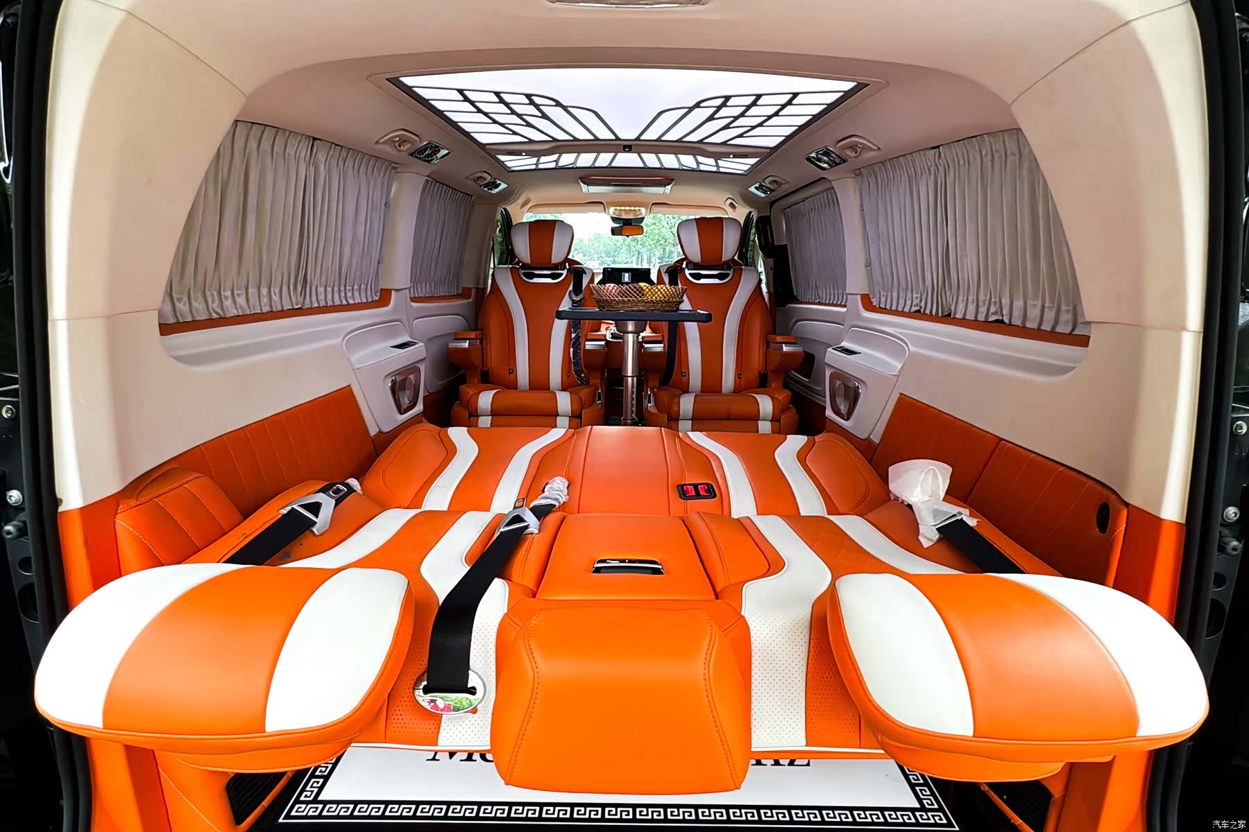 Mercedes-Benz 7, 2024 25