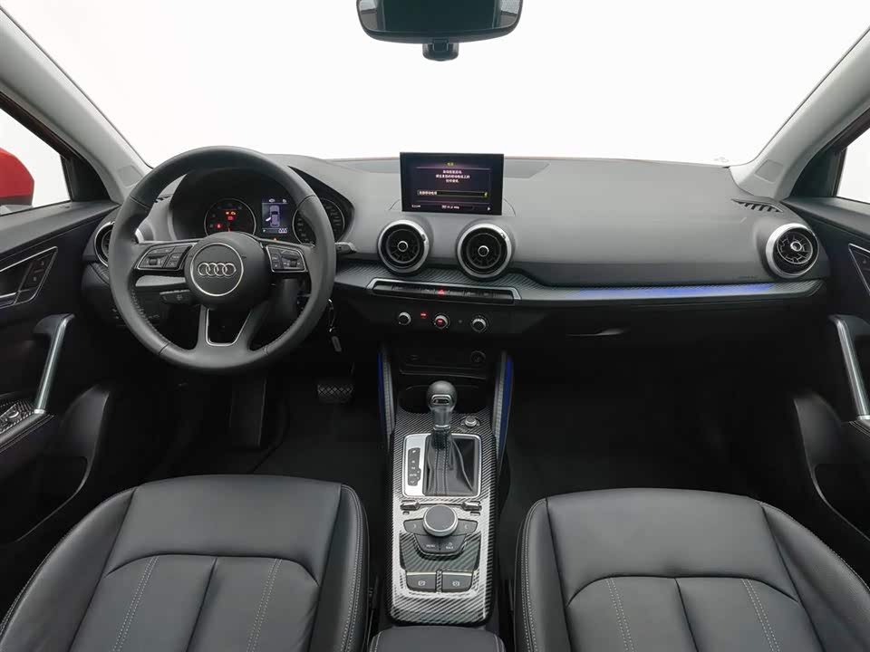 Audi Q2L Audi Q2L