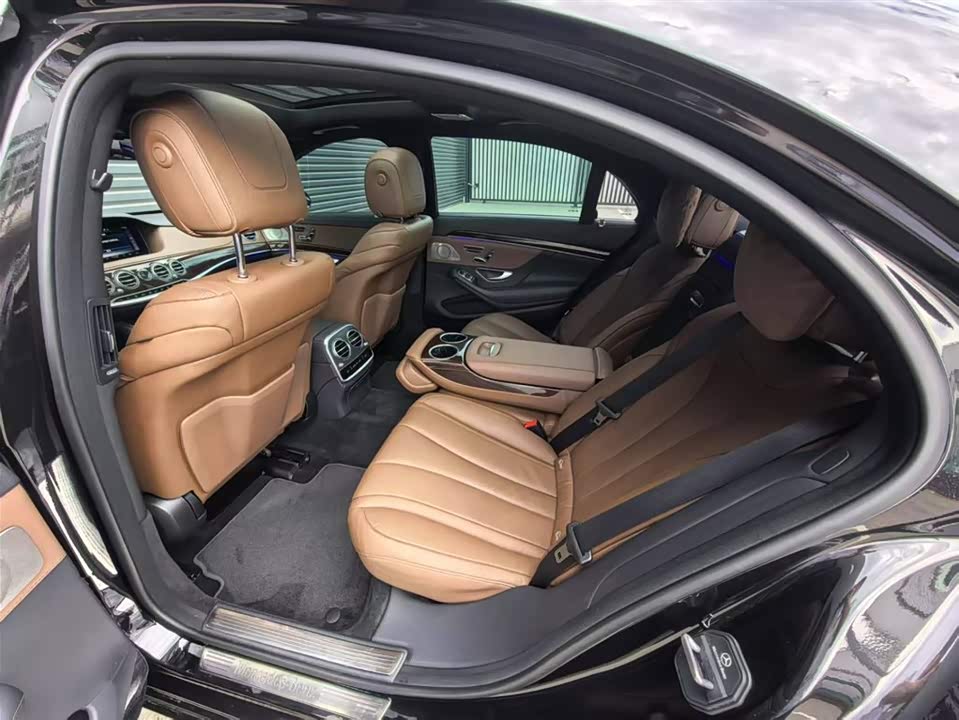 Mercedes-Benz S-class Mercedes-Benz S-class