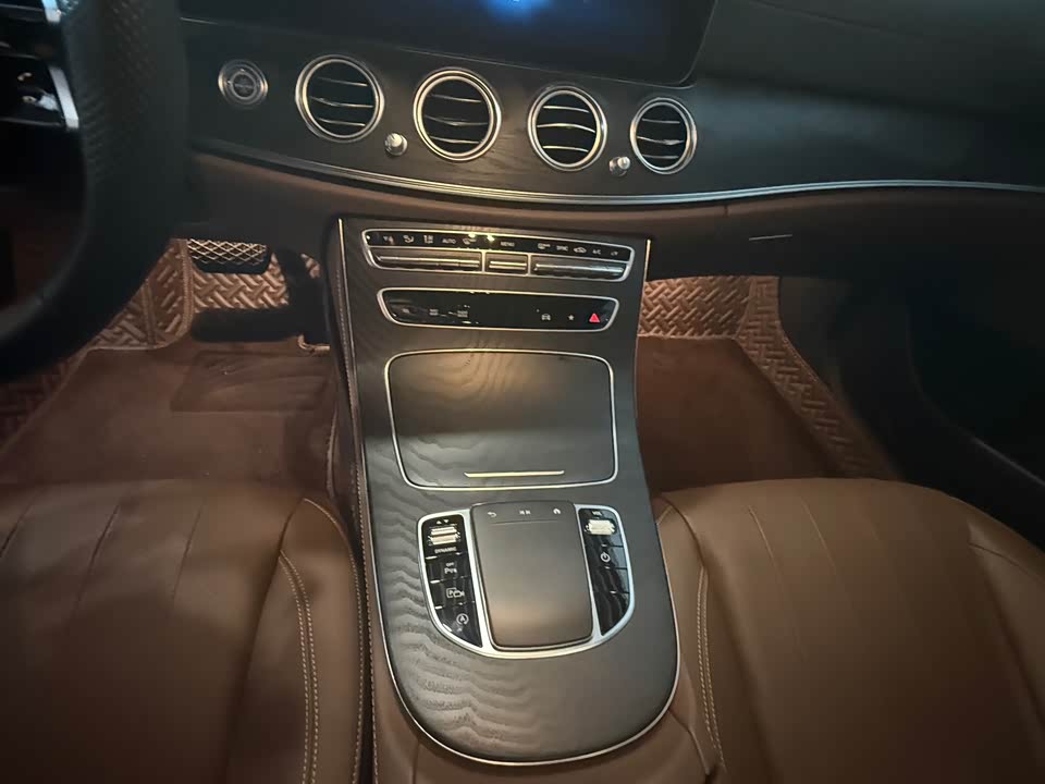 Mercedes-Benz E-class Mercedes-Benz E-class