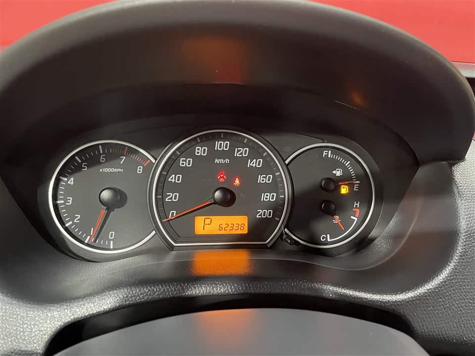 Suzuki Swift Suzuki Swift