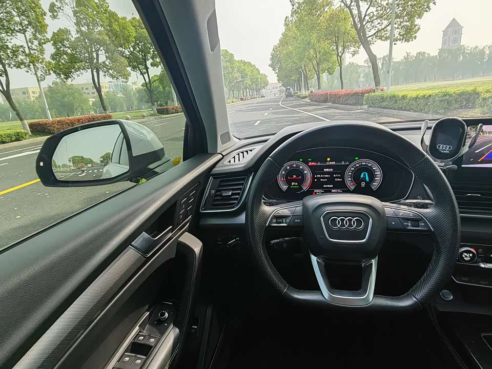 Audi Q5L Audi Q5L