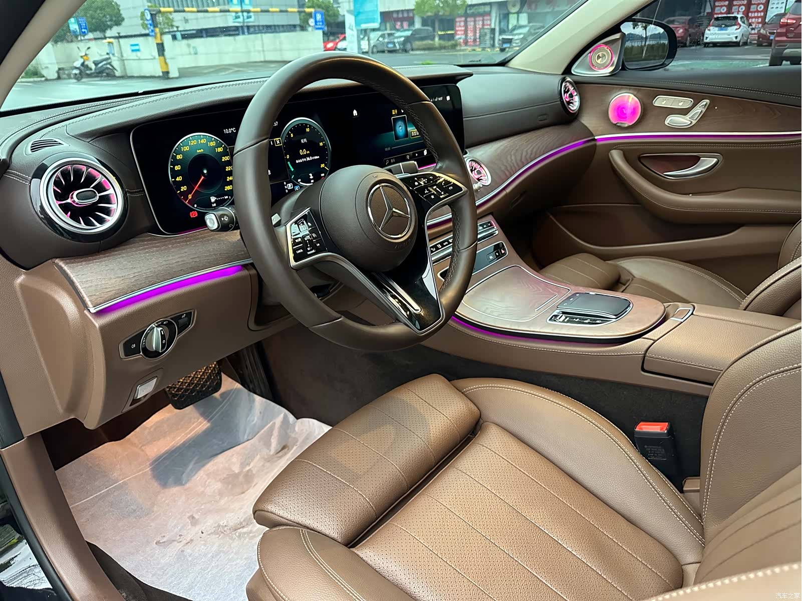 Mercedes-Benz E-Class, 2023 6
