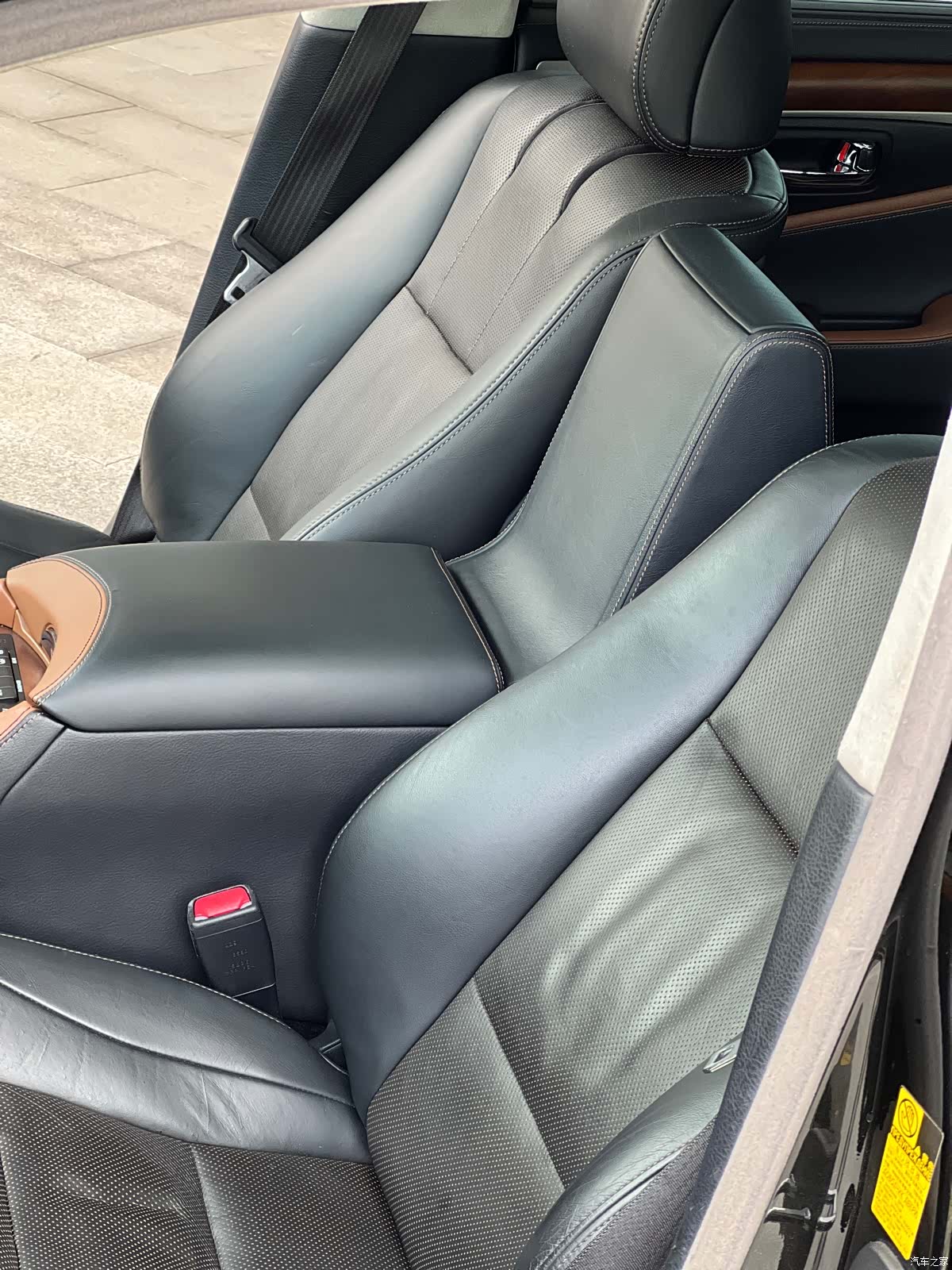 Lexus LS, 2013 21