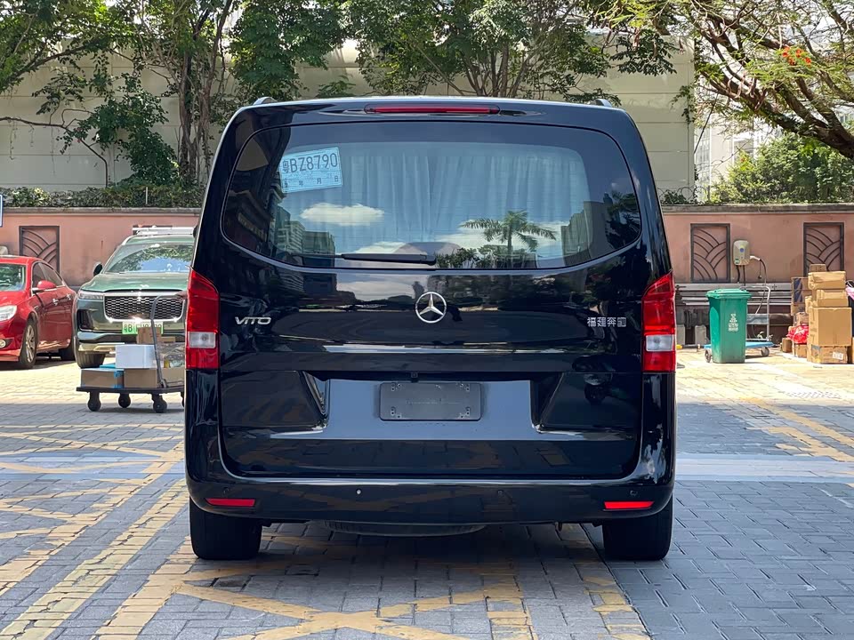 Mercedes-Benz Vito
