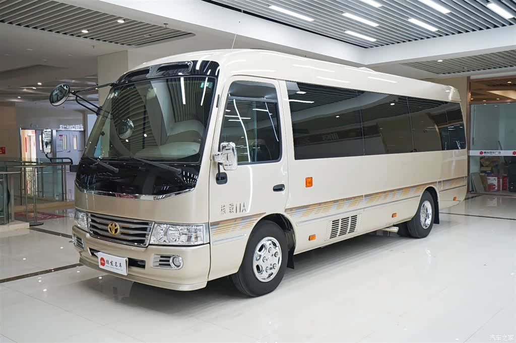 Toyota Coaster, 2018 1