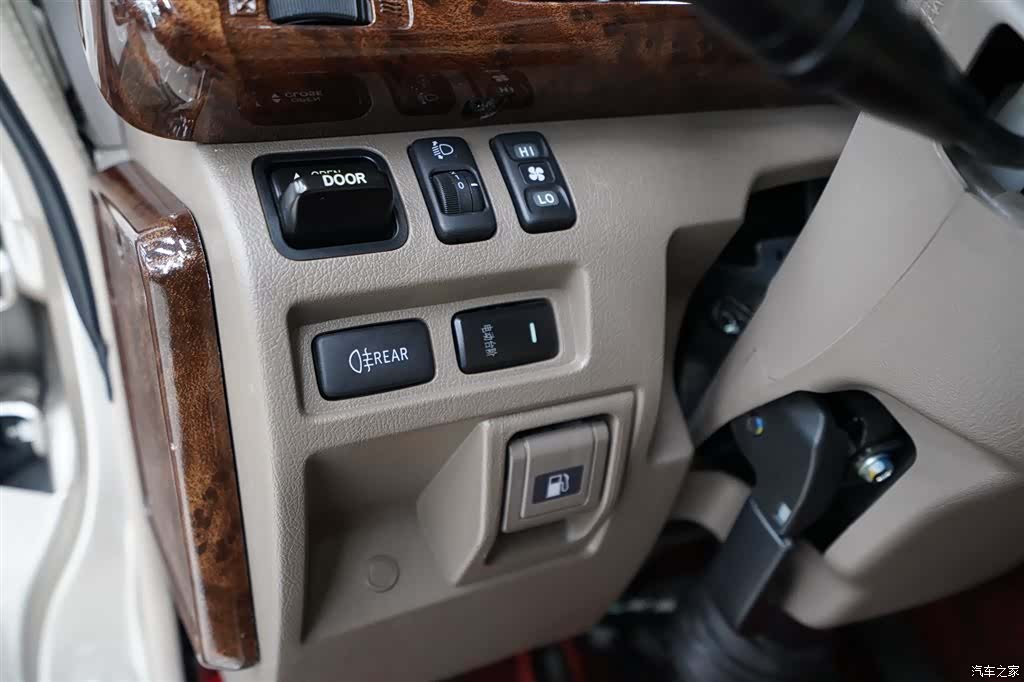 Toyota Coaster, 2018 все фото