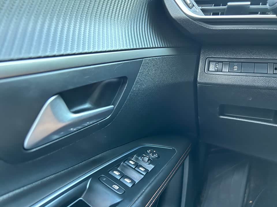 Peugeot 4008 Peugeot 4008