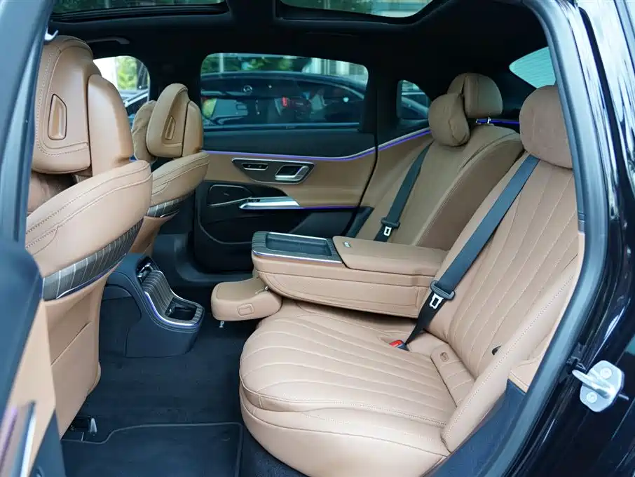 Mercedes-Benz E-class Mercedes-Benz E-class